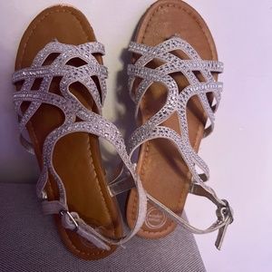 Girls dress sandal